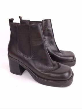 MIA vintage leather Chelsea boots 90s Y2K platform chunky heel square toe brown